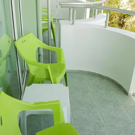 ホテル Hotel Marta Primorsko 2*